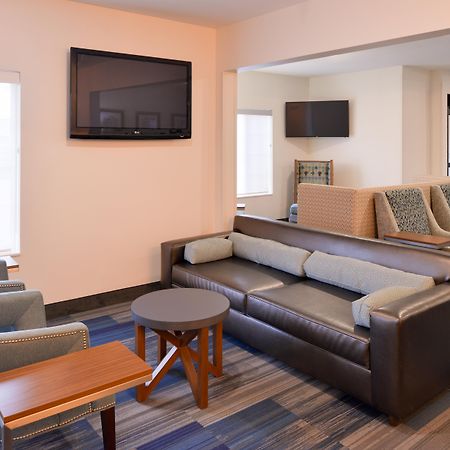 Holiday Inn Express Hotel & Suites Sioux Falls At Empire Mall By Ihg Exterior photo