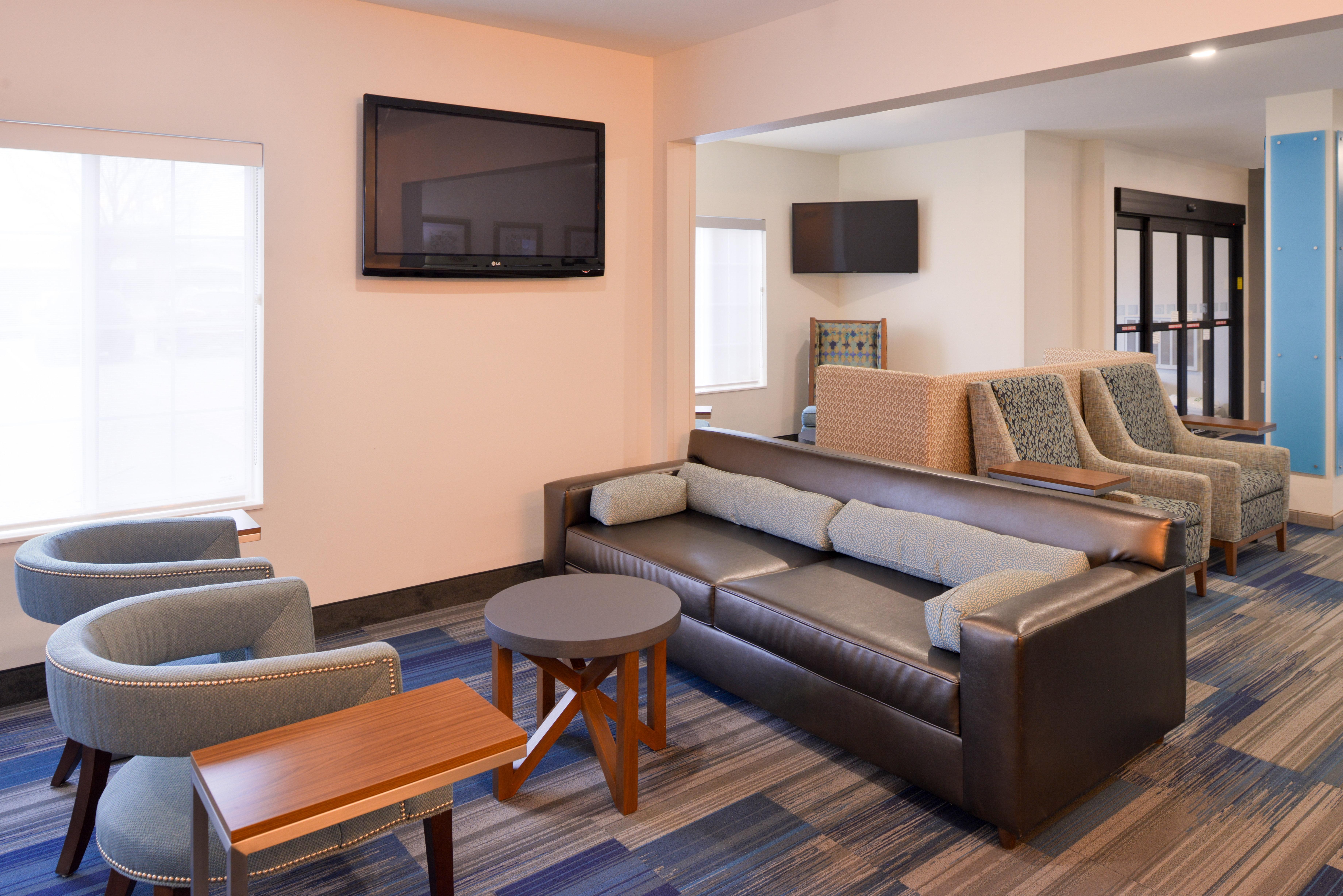 Holiday Inn Express Hotel & Suites Sioux Falls At Empire Mall By Ihg Exterior photo