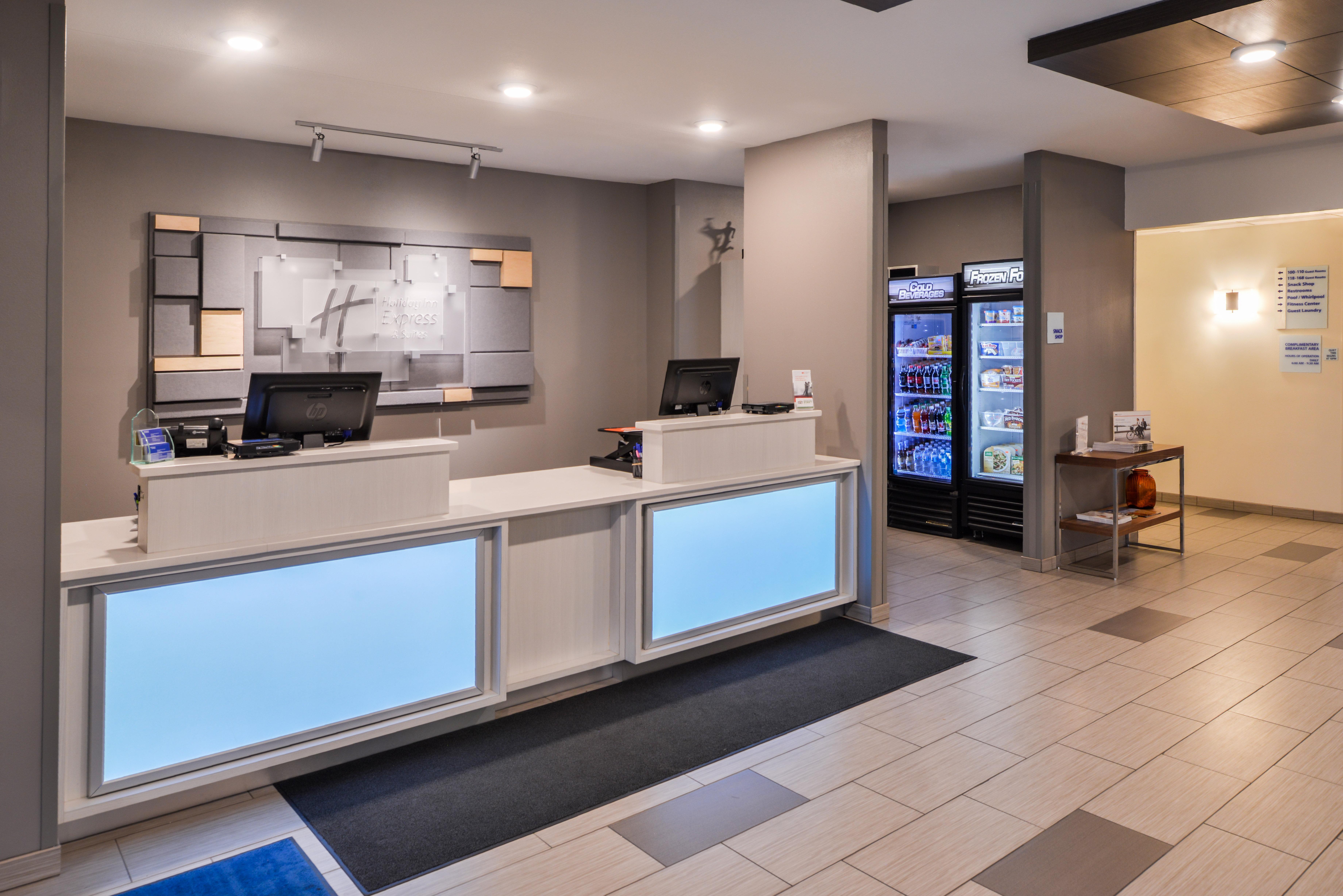 Holiday Inn Express Hotel & Suites Sioux Falls At Empire Mall By Ihg Exterior photo